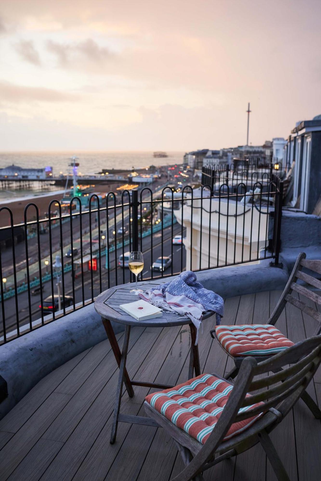 Drakes Hotel 4*