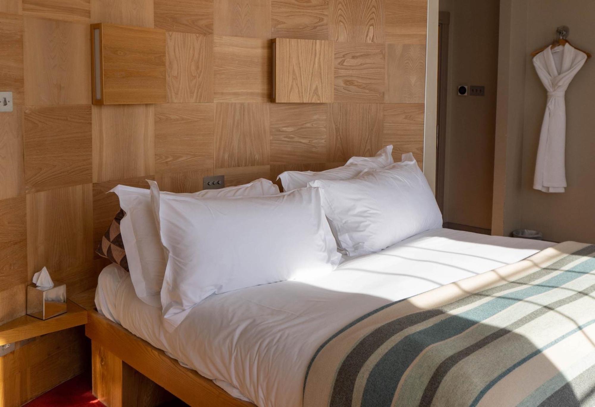 Hotel Drakes 4*